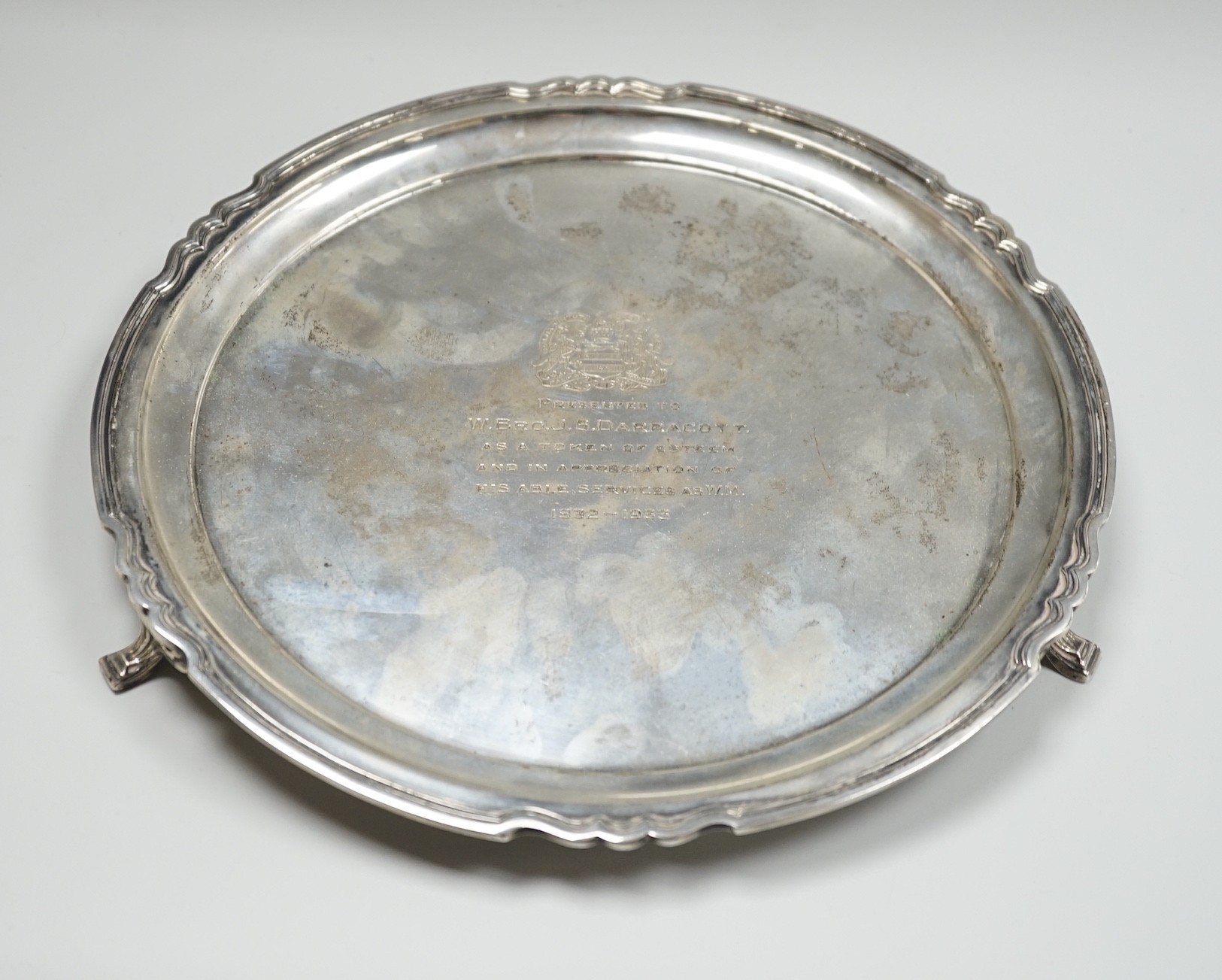 A George V silver salver, with engraved inscription, Elkington & Co, Birmingham, 1932, 26.5cm, 20 oz.